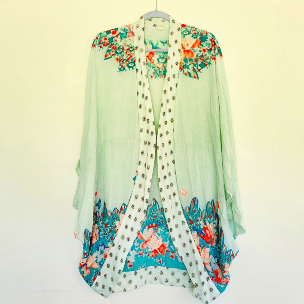Anthropologie Mint Floral Boho Rayon Half Kimono Shawl Wrap Small